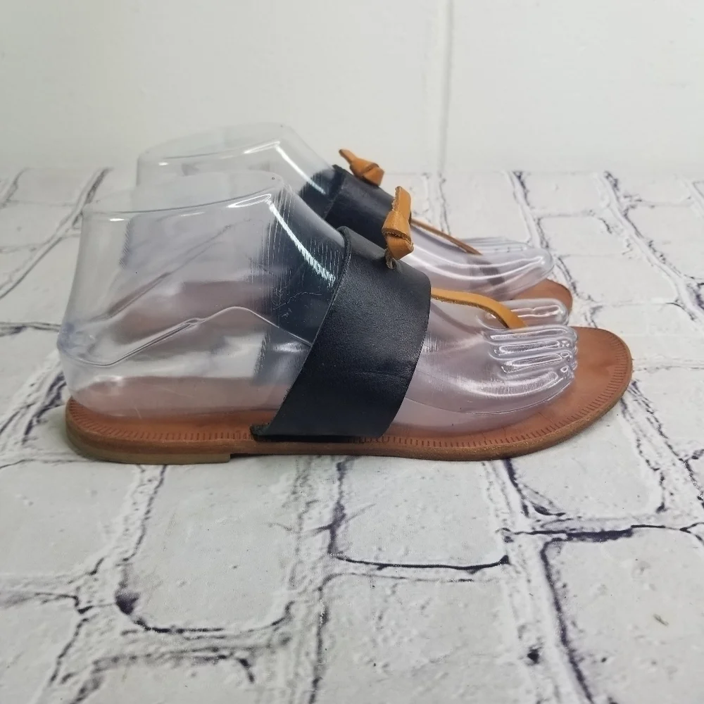 Joie a la plage Nice flat black tan leather thong sandals